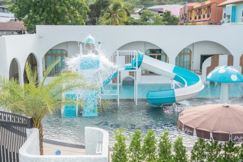 Koh Lan Hotel | De Lunar Kohlarn