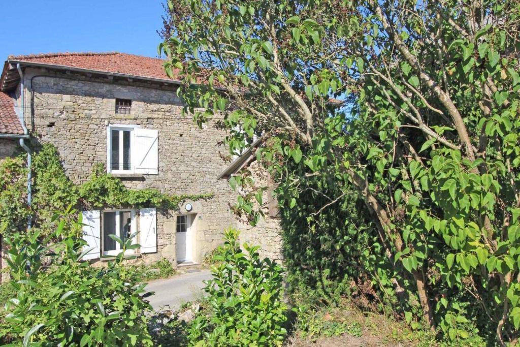 Saint-Just-le-Martel House | De pelage