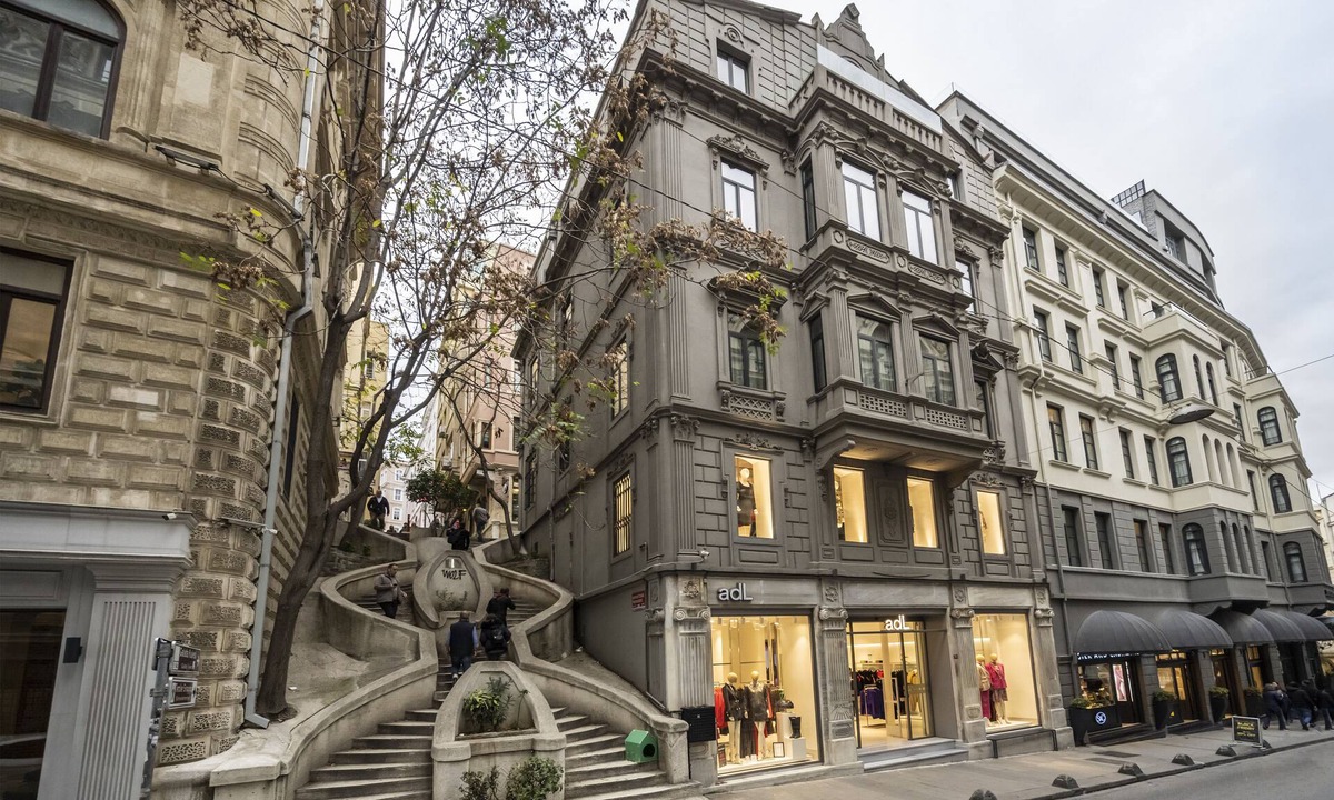 Karakoy Apartment | DeCamondo Residence