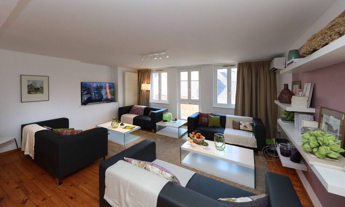 Old Town Apartment | decker duplex city center 145m2 ac 3br 3bth