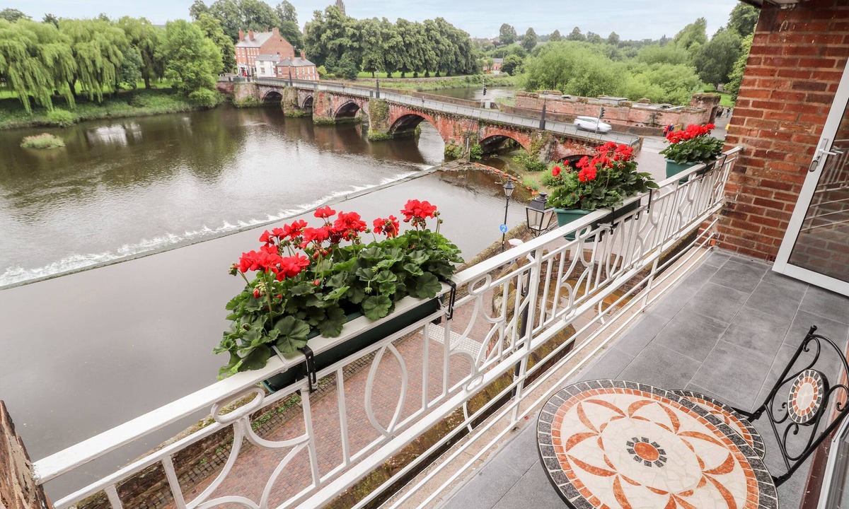 Chester Cottage | Dee Heights Penthouse