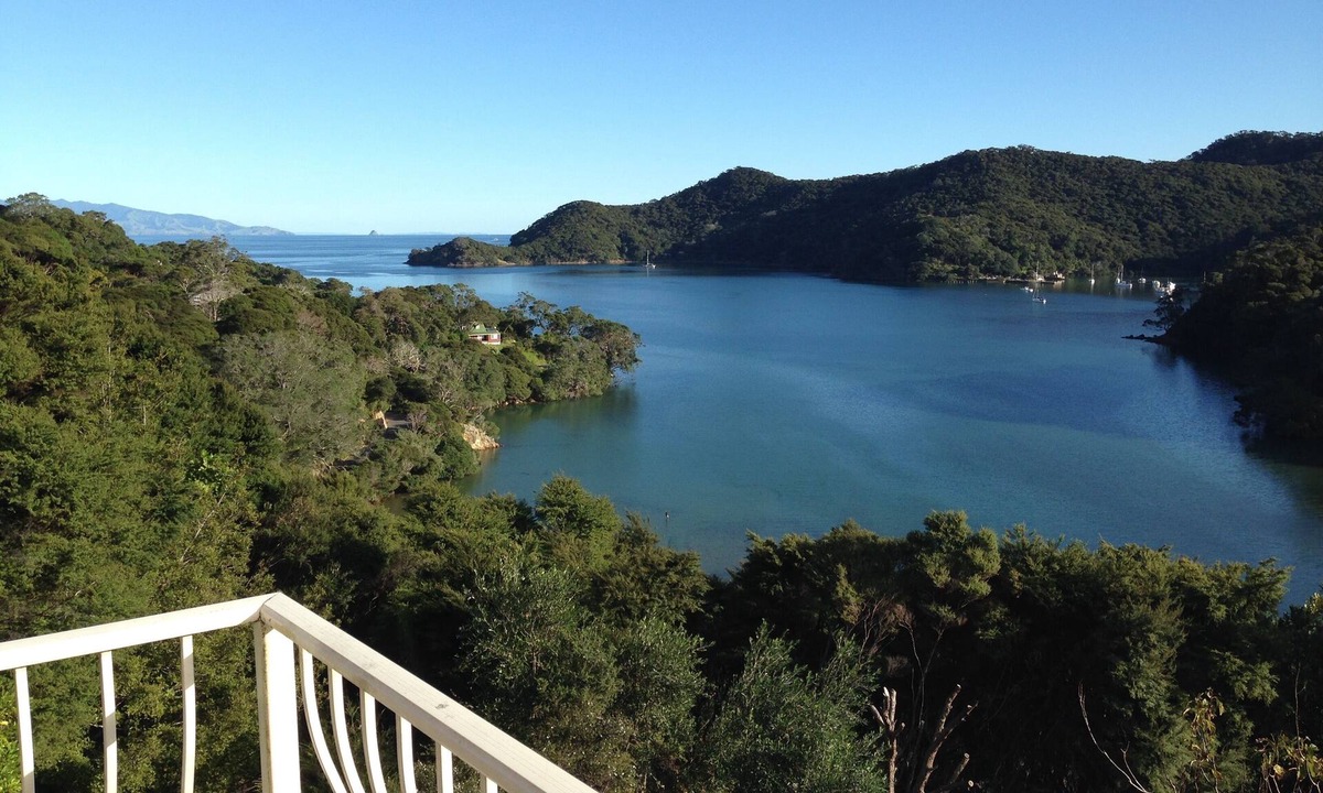Whangaparapara Harbour House | Deep Blue Haven - Natures idyllic and peaceful summertime paradise