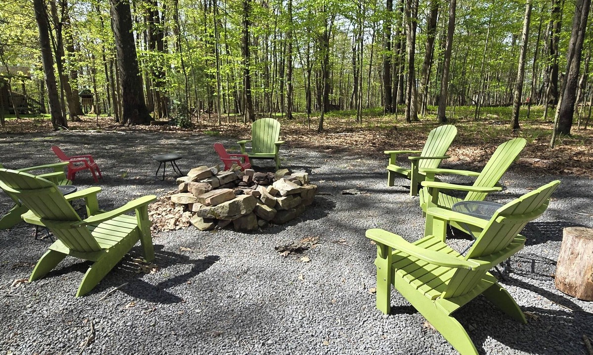 Swanton Cabin | Deep Creek Getaway | Private Hot Tub Cabin