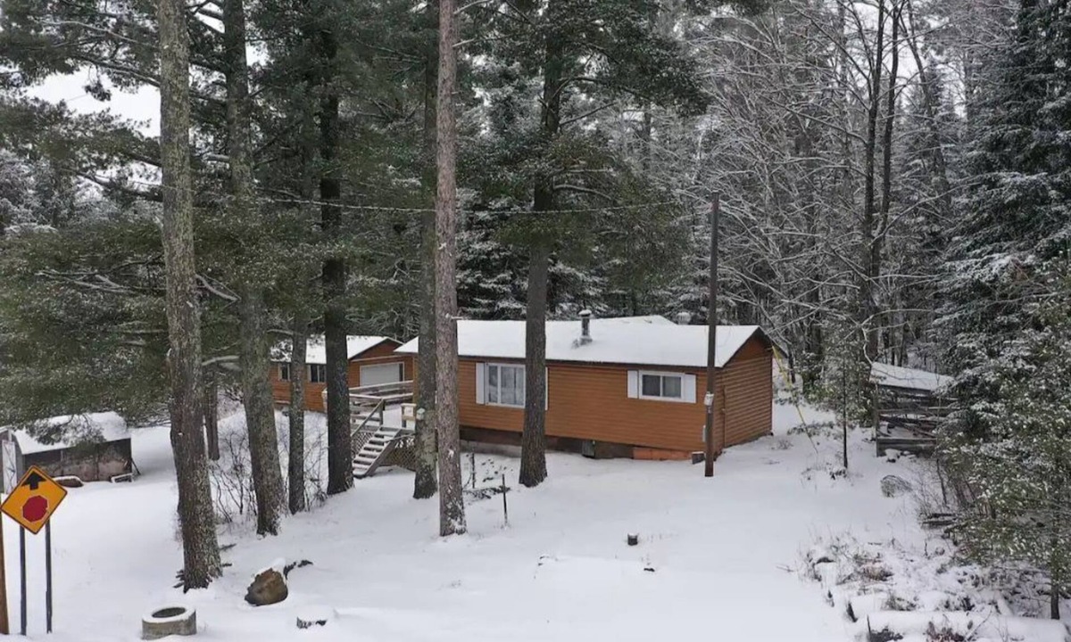 Orr Cabin | Deep Forest Cabin in Minnesota’s Arrowhead