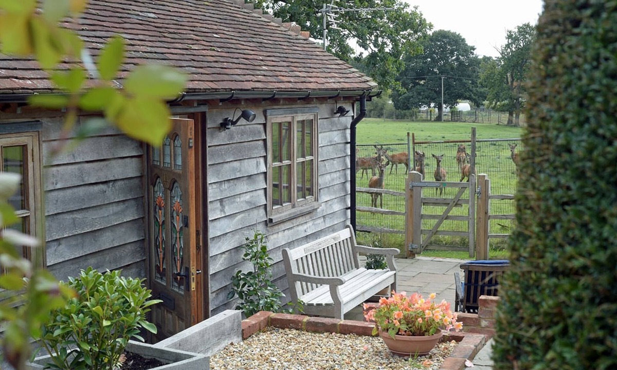 Nuthurst Cabin | Deer Lodge | A Retreat with Views