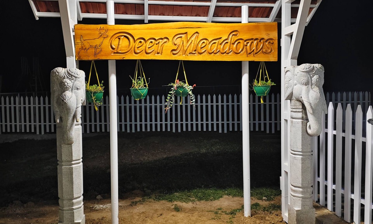 Naduvattam Bed & Breakfast | Deer Meadows