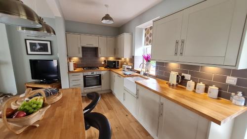 Dinnet House | Deeside Holiday Cottages