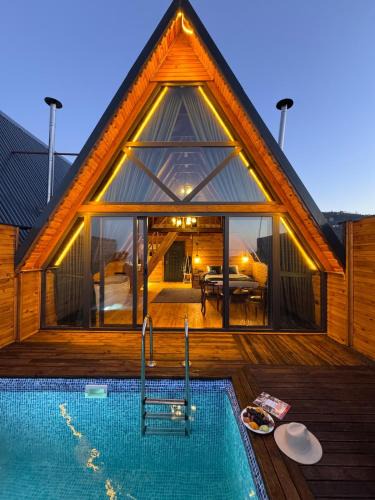 Arsin House | Defne Pool Bungalow