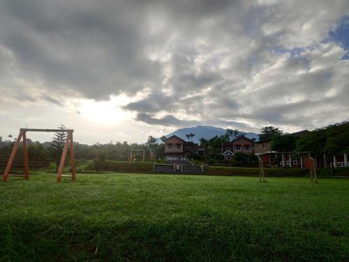 Jambu Luwuk Hotel | Degung Hillside