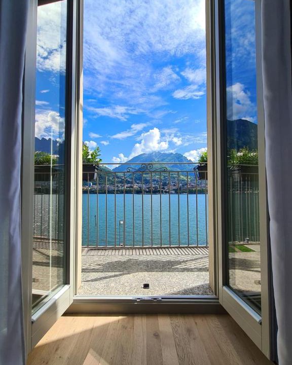 Malgrate Apartment | Delago 1685