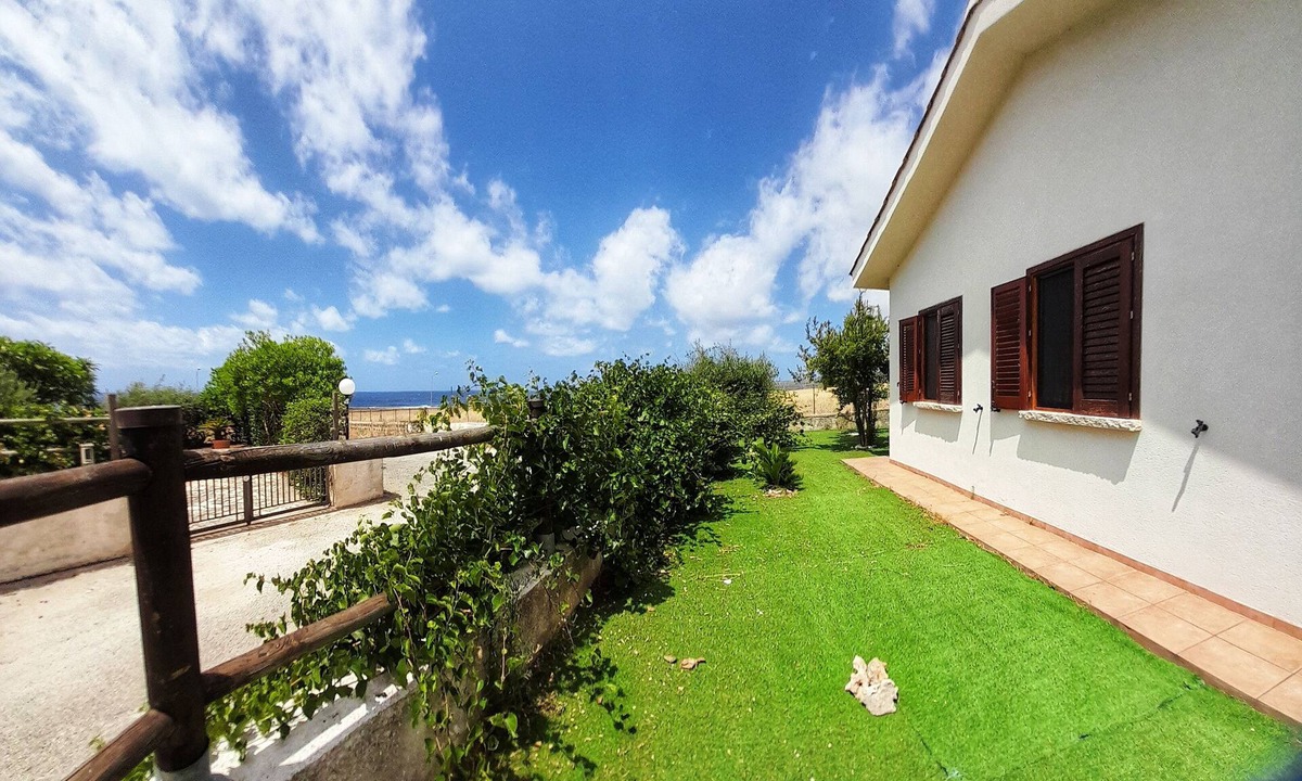 Macari Villa | Delightful villa with garden near the clear sea of Macari (San vito Lo Capo)
