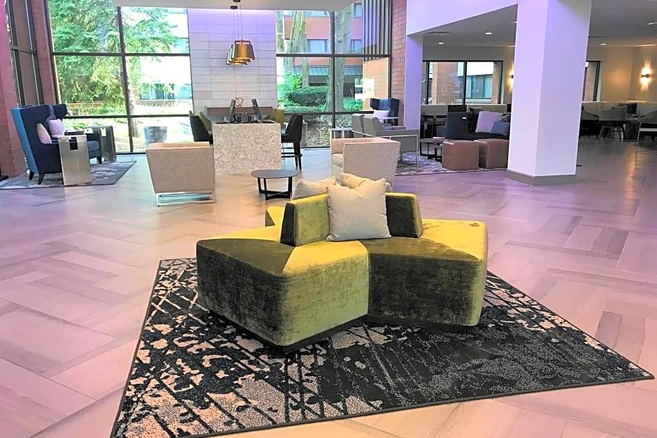 Mount Pleasant Hotel | Delta Hotel by Marriott Racine