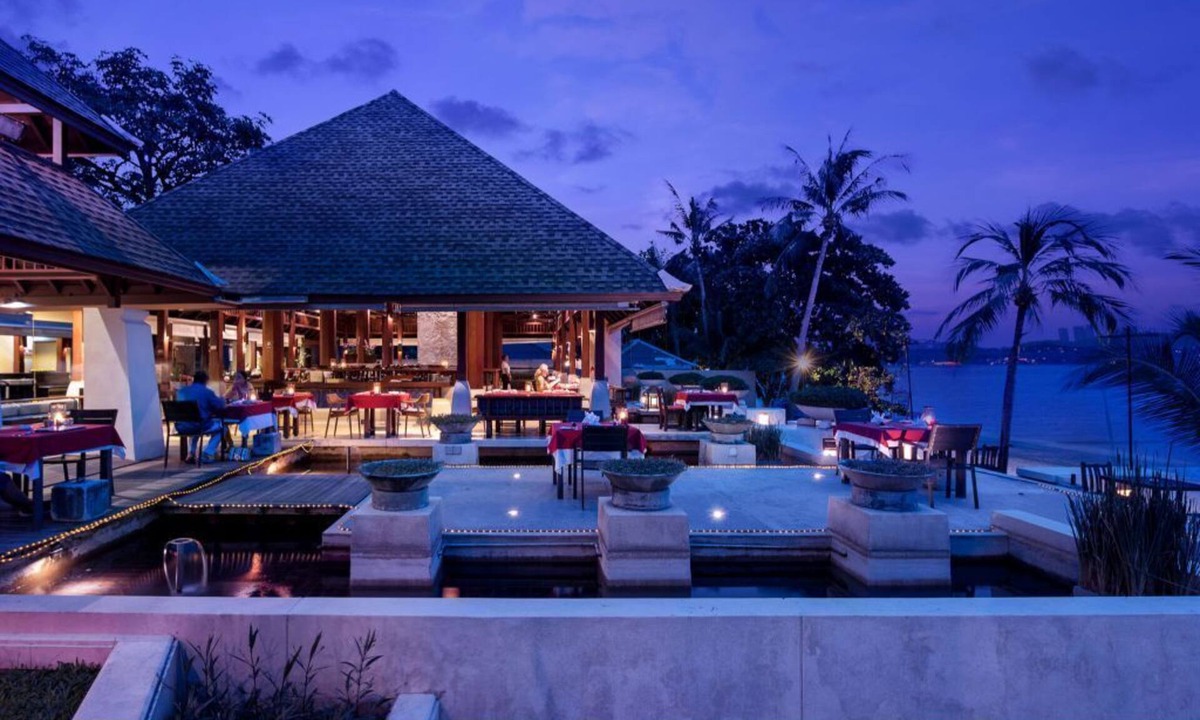 Lamai City Center Resort | Deluxe Balcony Suite 11
