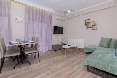 Alexandroupoli Apartment | DELUXE CENTRAL 2 bdr APARTMENT