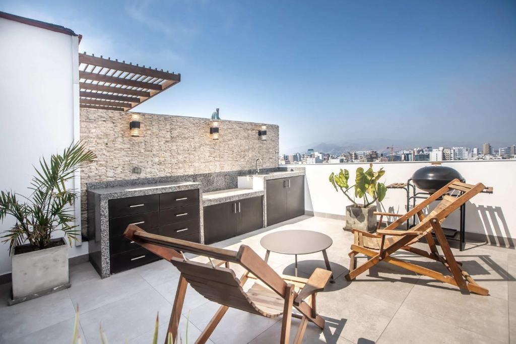 Petit Jean Ocharan Apartment | Deluxe Duplex with private Terrace