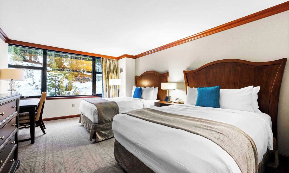 Olympic Valley Resort | Deluxe Forest View Studio-No Resort Fees for July