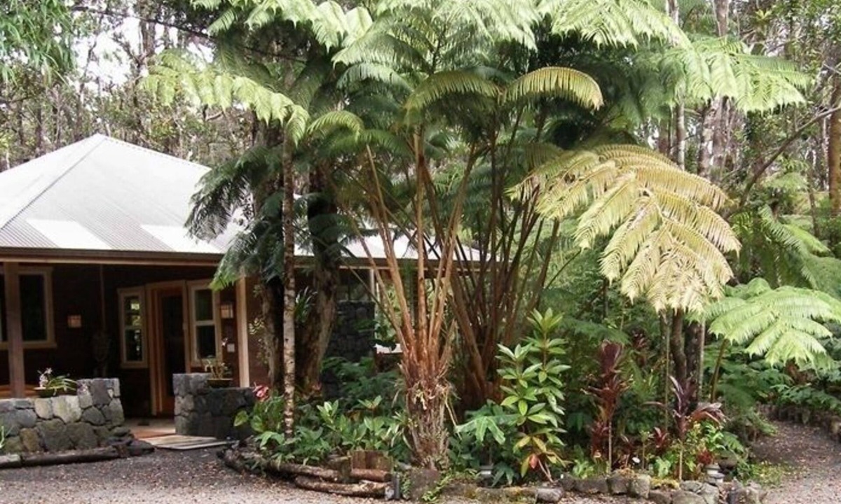 Volcano Cottage | Deluxe, Private Sanctuary at Hawaii Volcanoes National Park!