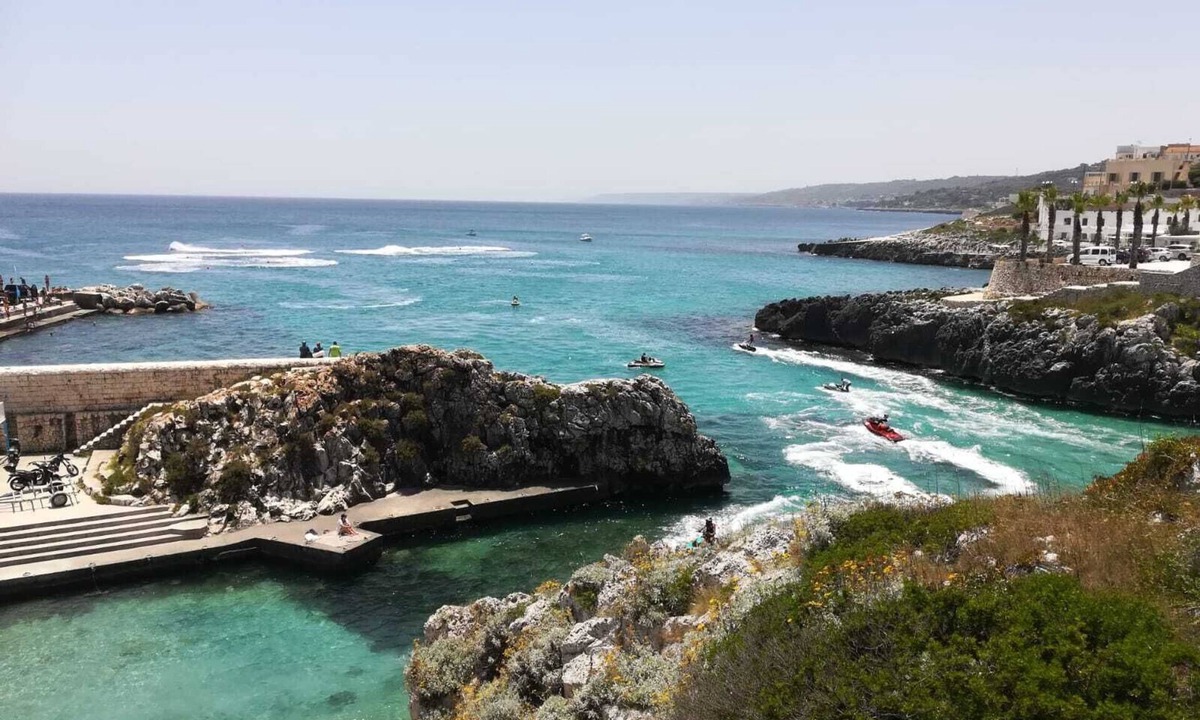 Castro Marina Villa | Deluxe studio with sea view