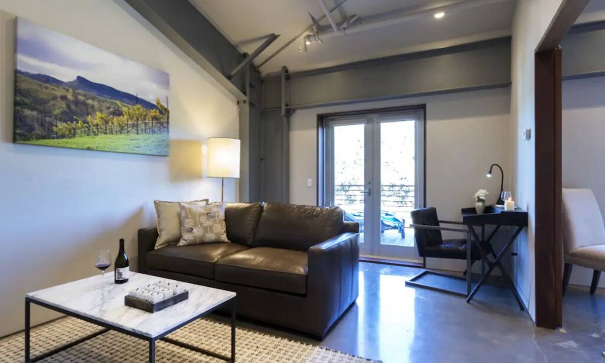 Wilbur Springs Hotel | Deluxe Suite, Private Patio Overlooking Vineyard & Winery Property