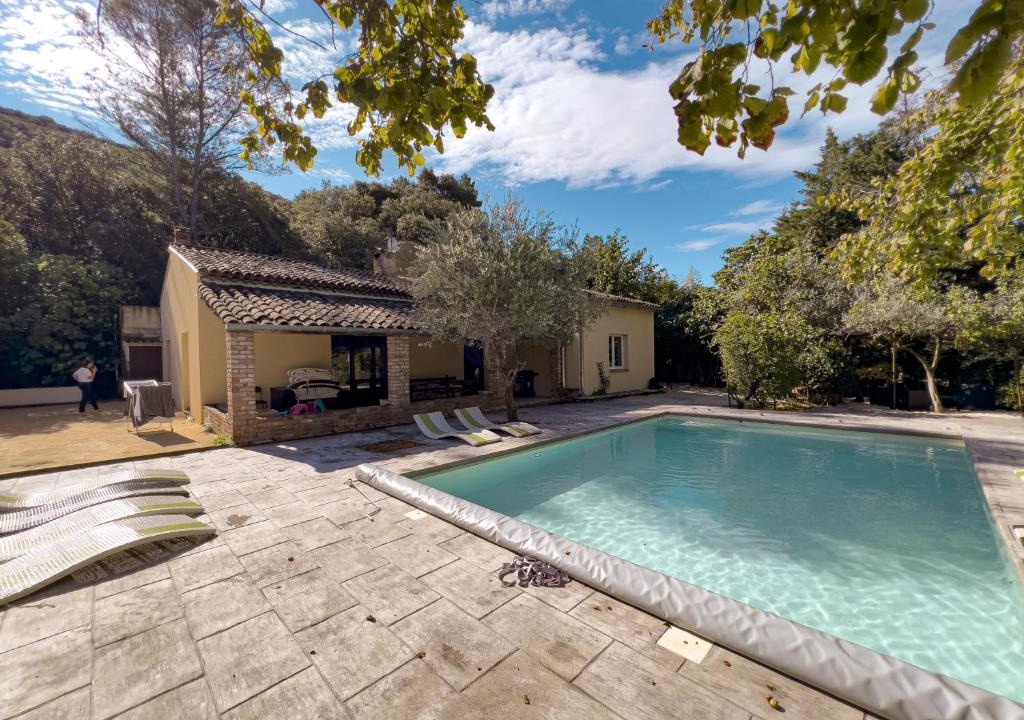 Saint-Jean-du-Pin House | Demeure du Dragon 5 chambres Piscine- 10 lits - personnes