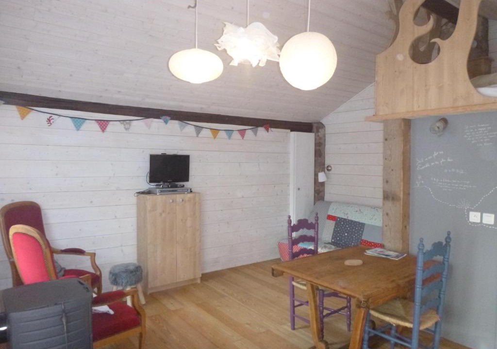 Domfaing House | Den lille hytta ( le petit chalet )