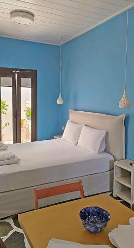 Galissas Apartment | Dendrinos studio
