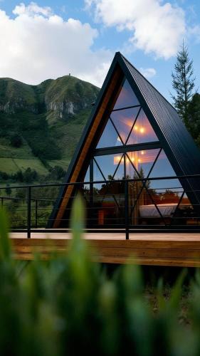 Jilotepec de Abasolo Cabin | DenHills