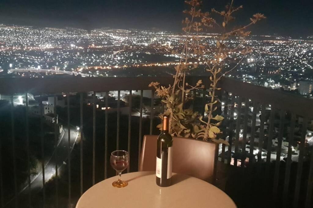 Queretaro Apartment | Departamento de lujo en Queretaro, excelente vista, Nota ver observaciones en uso de alberca