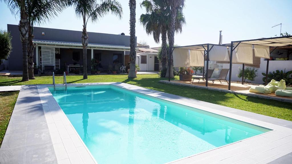 Epipoli Apartment | Dependance in Villa con Piscina by Wonderful Italy