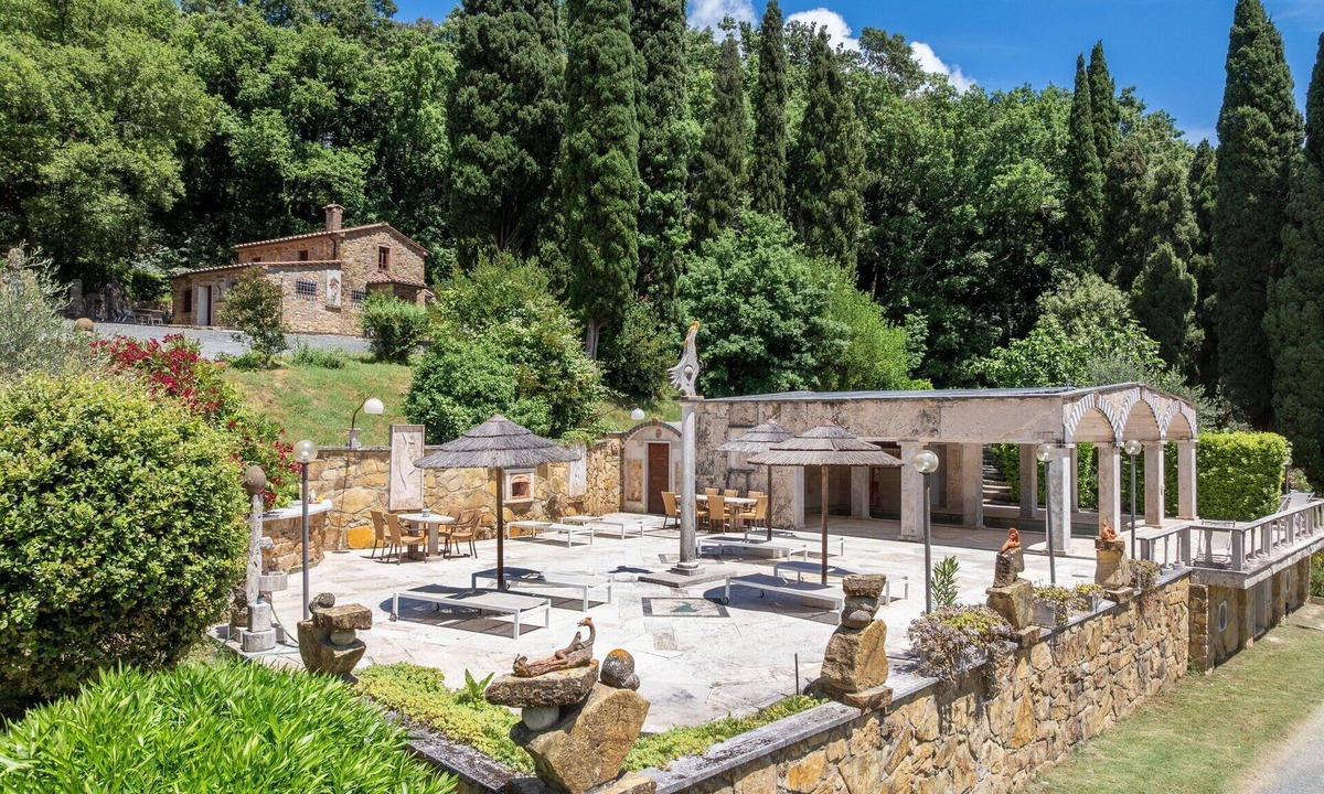 Monteverdi Marittimo Apartment | Dependance 1 - Holiday Rental with swimming pool on the Tuscan Coastline