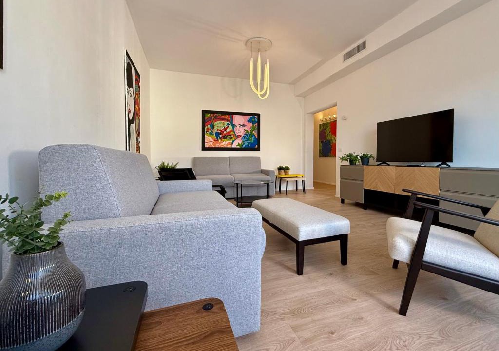 Meda Apartment | Dependence Manzoni