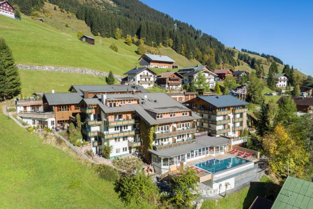 Mittelberg Hotel | Der Kleinwalsertaler Rosenhof