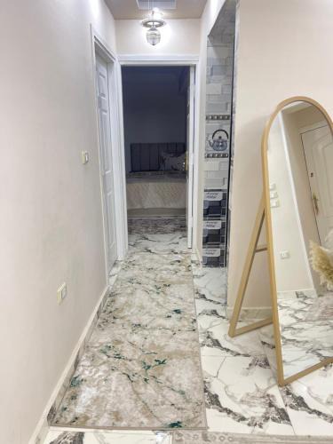Al-Muntazah Apartment | Derm moonlight