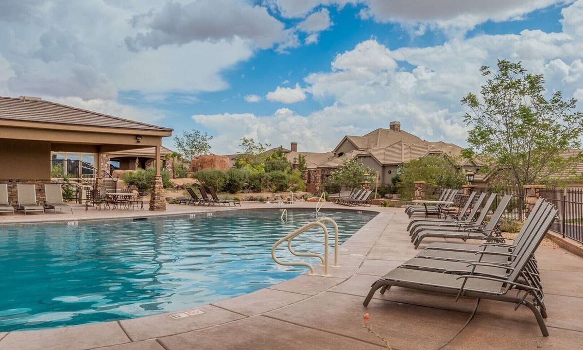 Washington House | Desert Canyon Paradise-2 pools and Hot Tub
