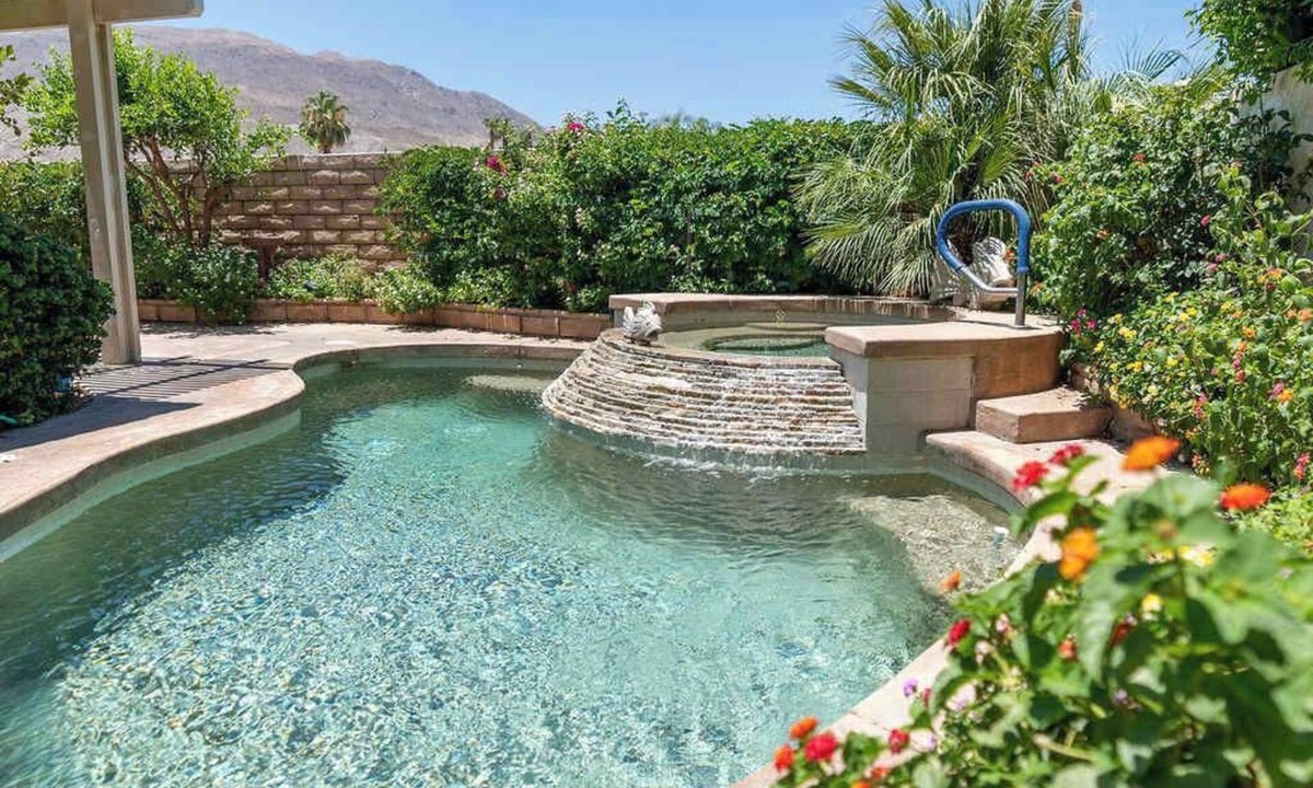 Rancho Mirage House | Desert Oasis at Palm Lodge