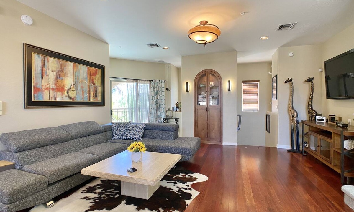 Desert Ridge Condo | DESERT RIDGE! Loop 101, Shopping, Mayo Clinic Hospital, Honor Health & Westworld
