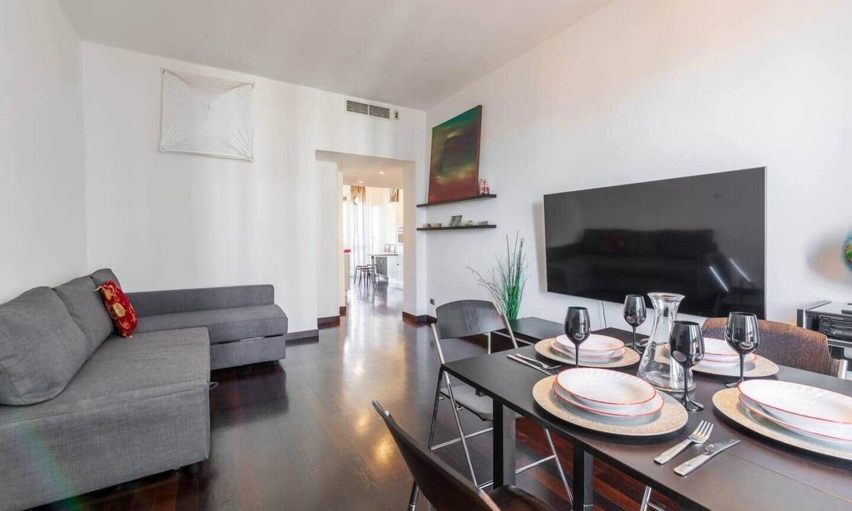 Milan Centre Apartment | Design apartment with Jacuzzi between Brera and Arco