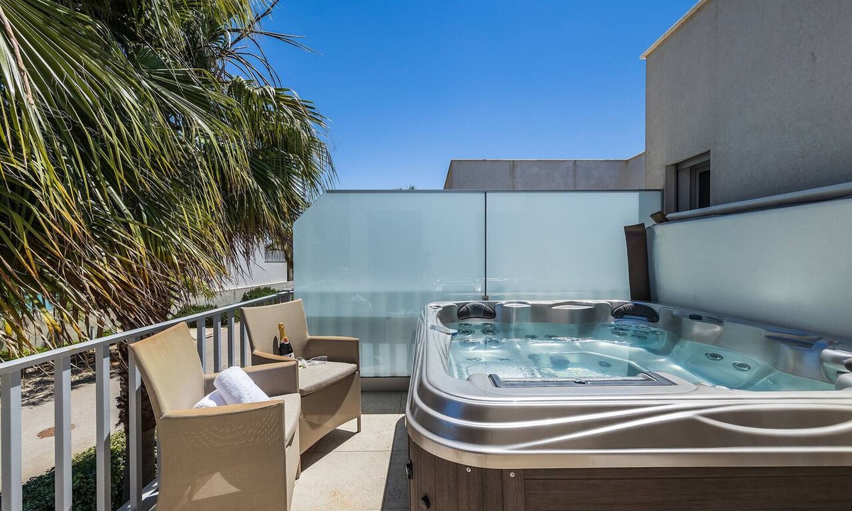 Correeira Villa | Design Villa OCV - Heated Pool and Jacuzzi