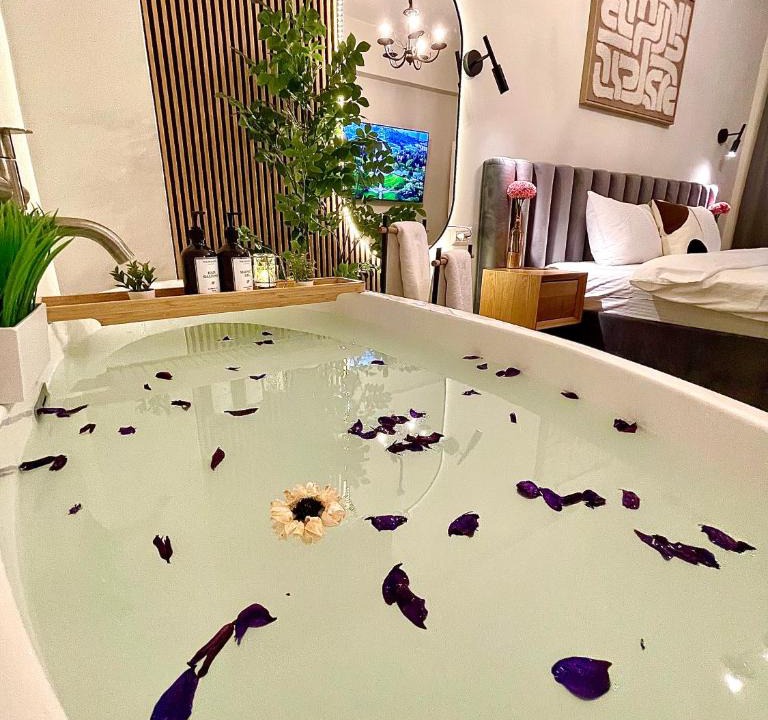 Haifa Apartment | Designer Apartment with SPA complex & Jacuzzi near Bahai Garden Haifa