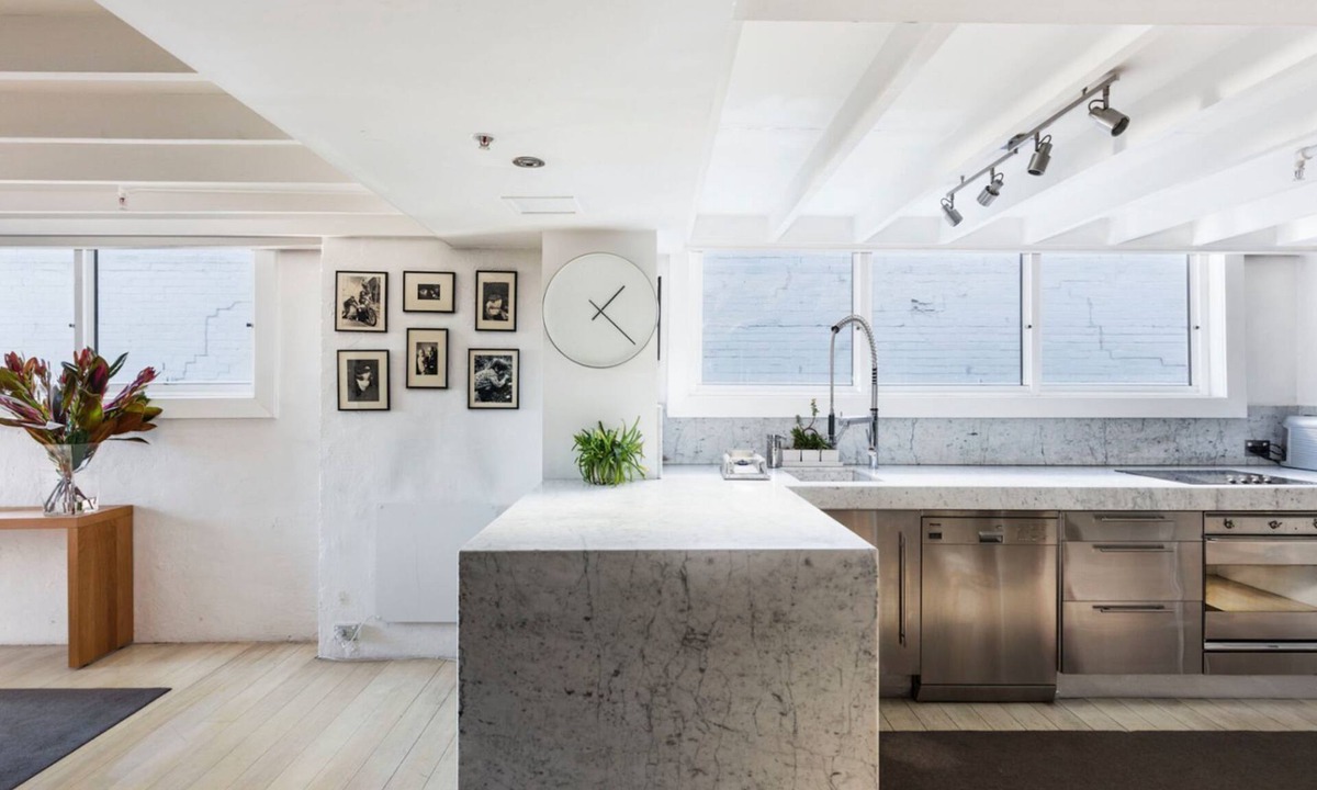 Darlinghurst Apartment | Designer Warehouse Apartment City Fringe
