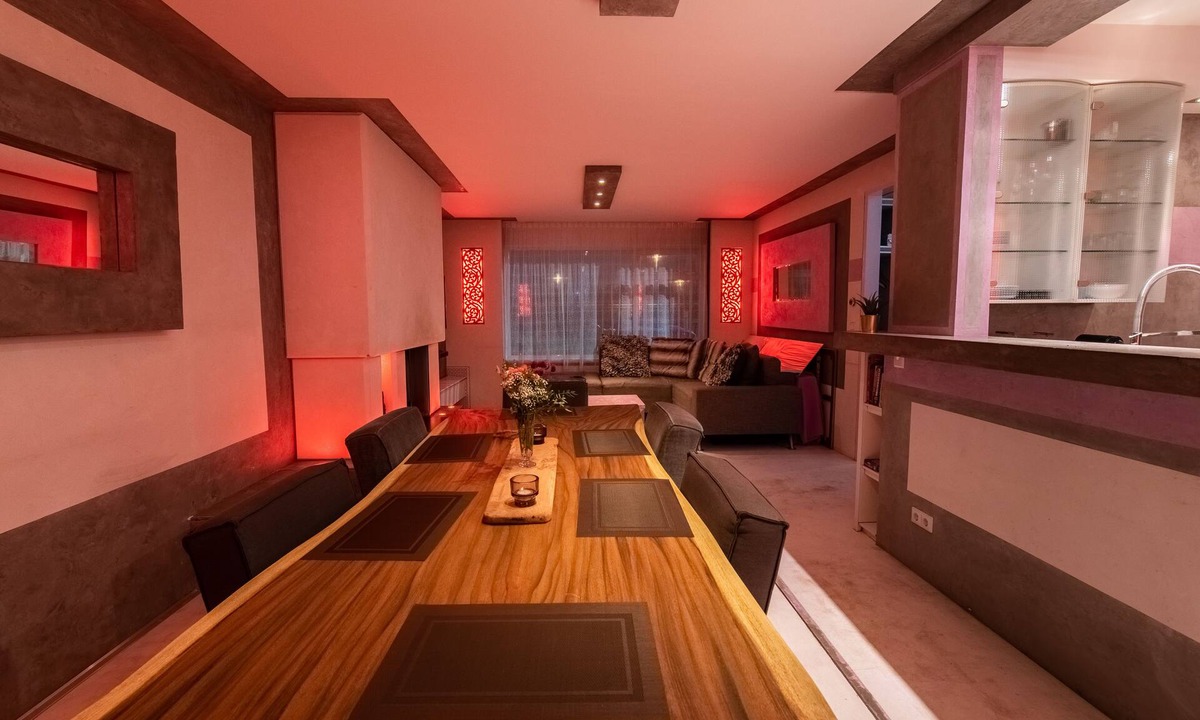 Zwanenburg House | Designer Waterfront Oasis ~ Spa & Sauna ~ Terrace