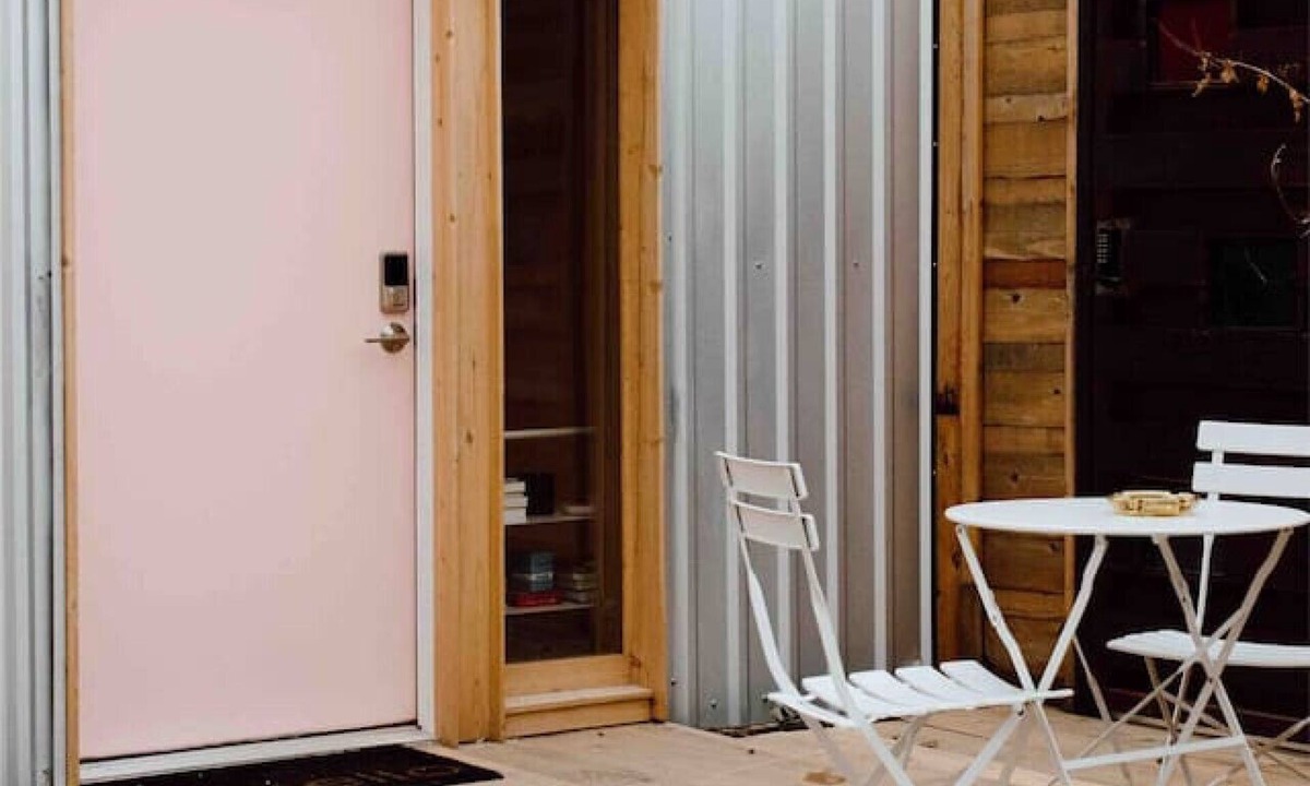 Abilene House | Designers Studio| Fire Pit | EV Charger | Private