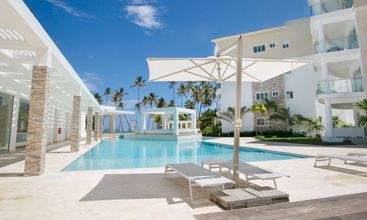 Bavaro Apartment | Destination Jelly Playa Coral Condo
