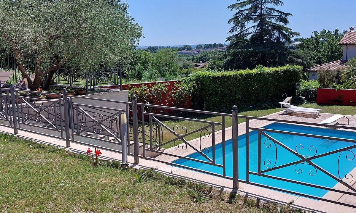 Riano Villa | Detached house with large private pool for exclusive use
