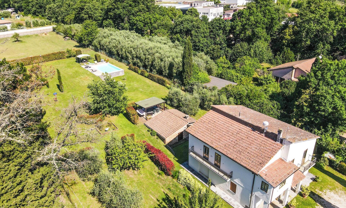 Lubriano House | Detached house with private pool near Bolsena and Orvieto.