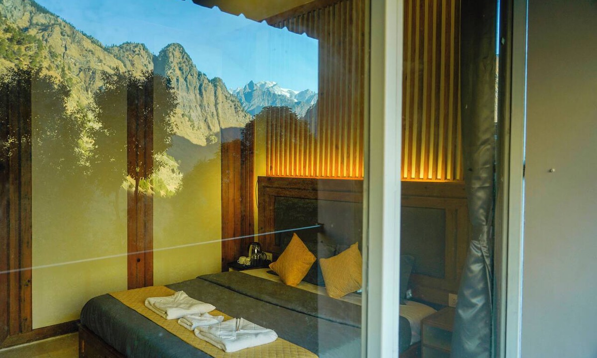 Gobind Dham Hotel | Deva's Retreat