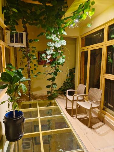 Tapovan Bed & Breakfast | Devi music ashram