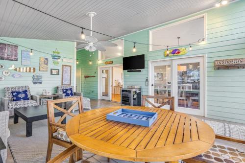 Rehoboth by the Sea House | Dewey Beach 102 Jersey St