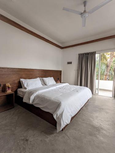 Thulusdhoo Island Hotel | Dhoadhi Retreat