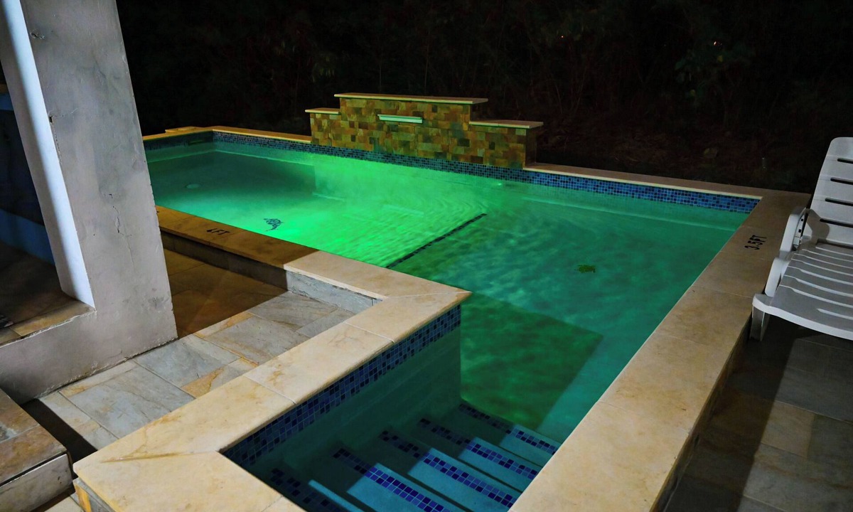 Mt. Pleasant Apartment | Diamond Cut Villa & Suites